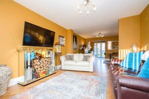 Photo 32- click for photo gallery